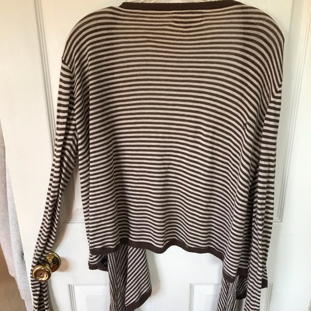 Volcom sweater - Picture 2 of 4